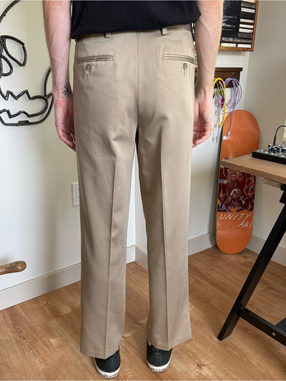 Vintage 2000s Tan High Waisted Pleated Trousers Dockers ~ 30 x 30.5 - Picture 4 of 8